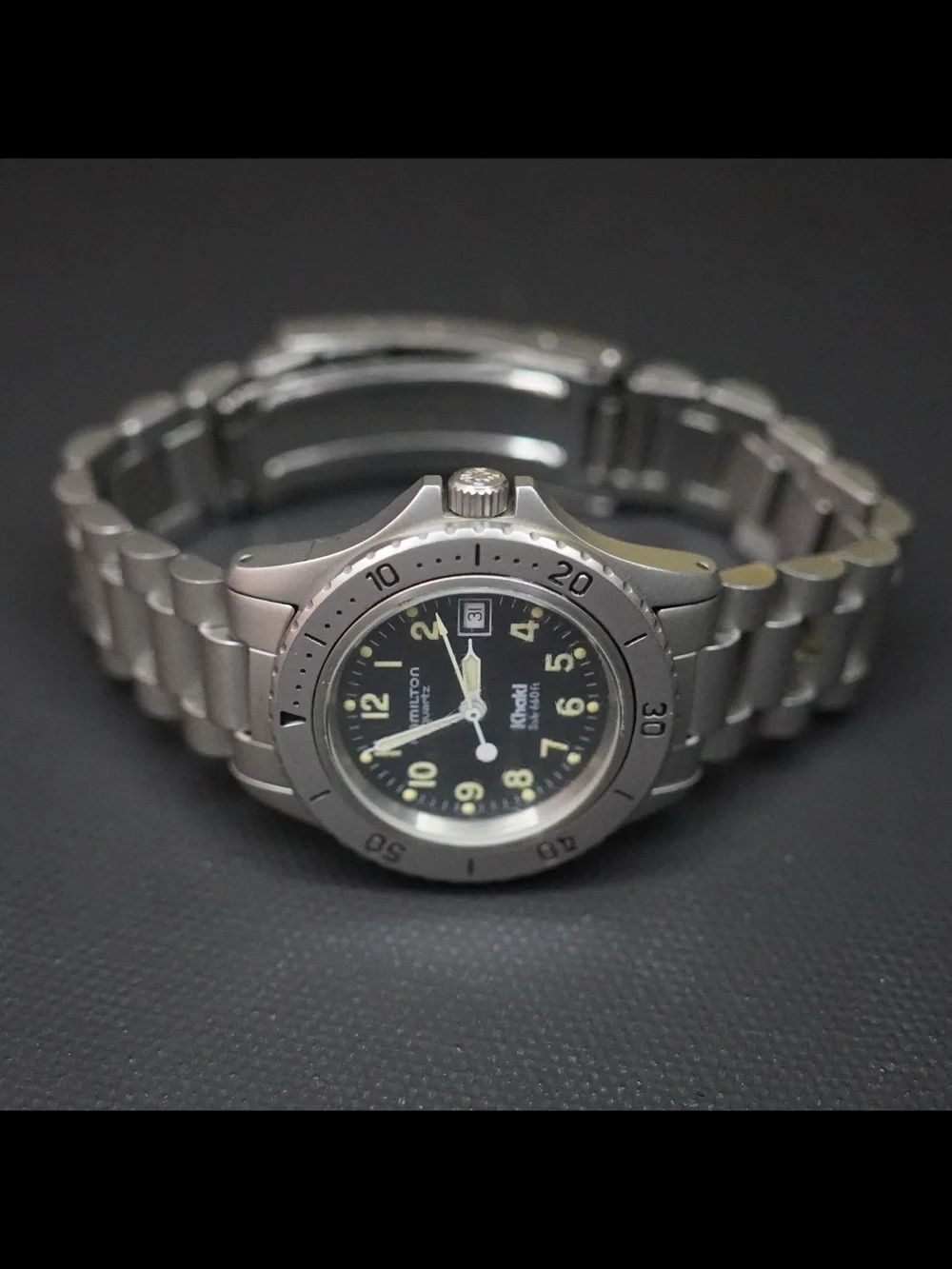 Vintage Hamilton Khaki Sub 660ft Diver 31mm Black Dial Quartz Ladies Watch 8587B